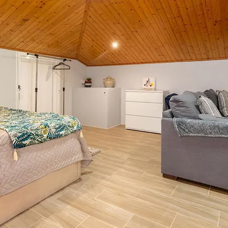 Casa Miradouro Do Pigarro, Sunny * Calheta (Madeira)